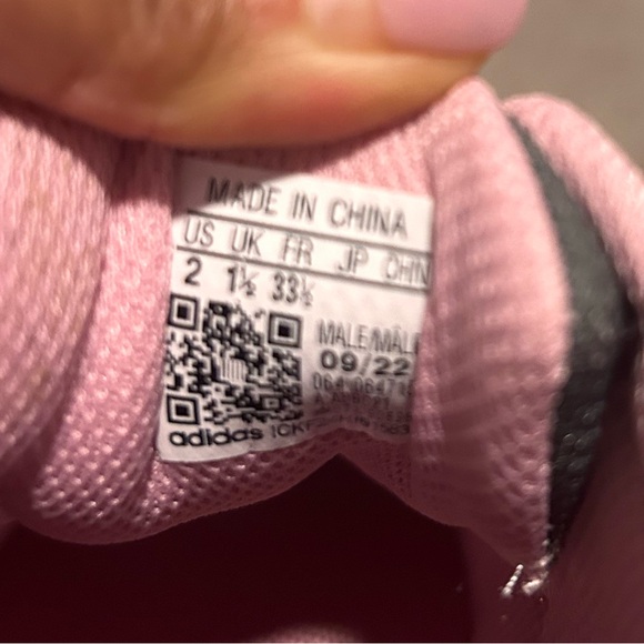 Adidas Rundown Girl’s Cleats, Size 2 - Picture 11 of 11